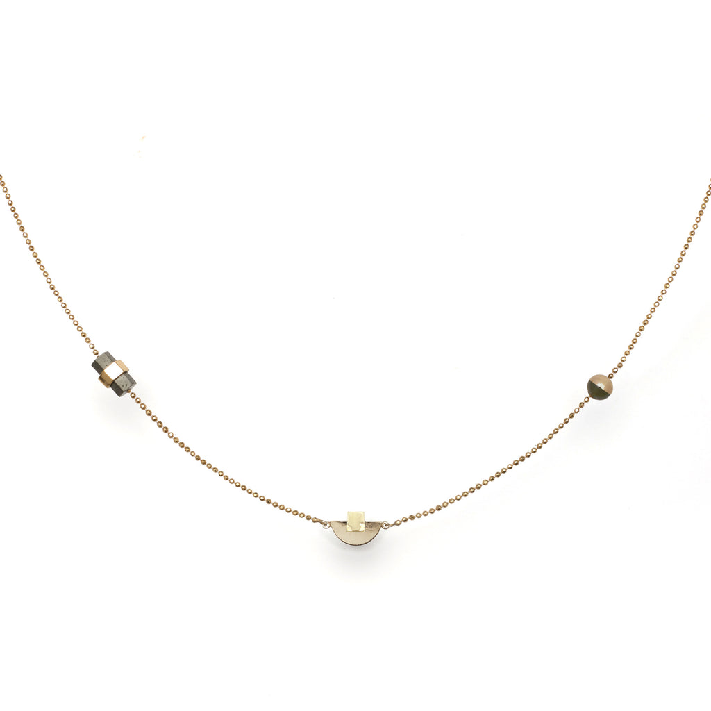 Delicate handcrafted chain necklace by Studio Elke