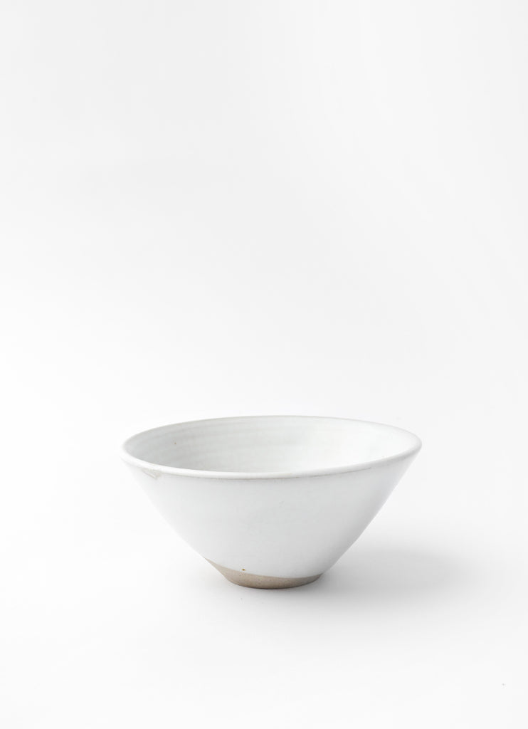 Angle Bowl  •  Satin White