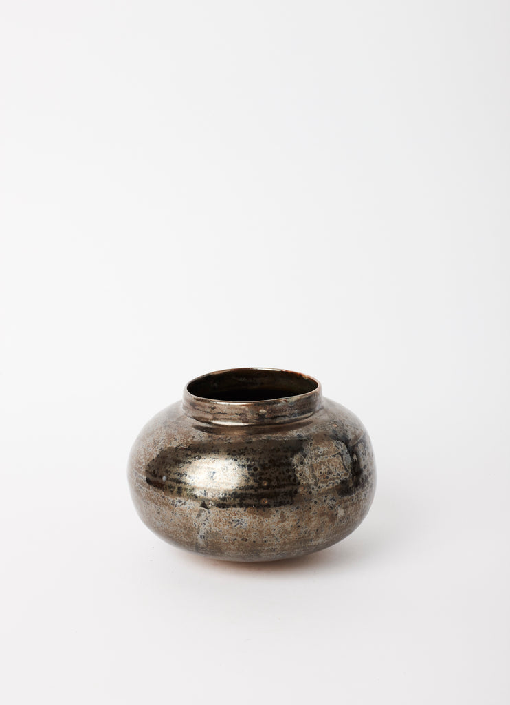Squat Belly Vase    •  Pueblo Black on Shino
